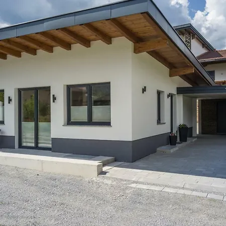 Bungalow Millau Schlitters