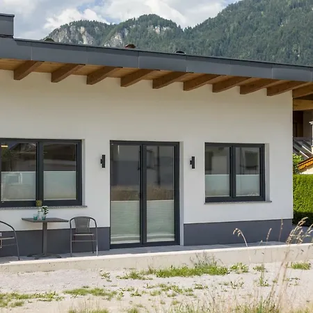 Bungalow Millau * Schlitters